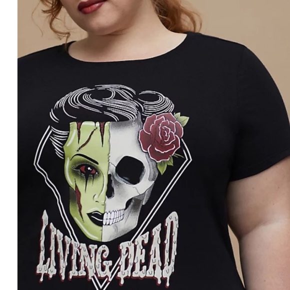 TORRID NWT RETRO CHIC TEE - LIVING DEAD BLACK- HALLOWEEN - Picture 2 of 5
